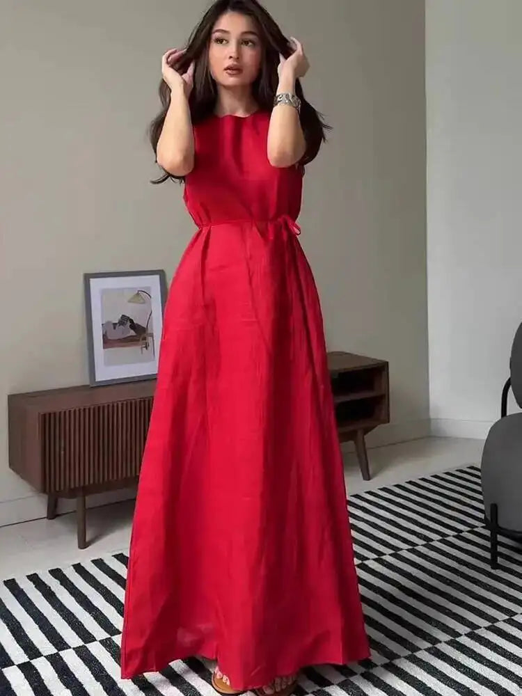 Winnie Waist Tie Maxi Dress in Red