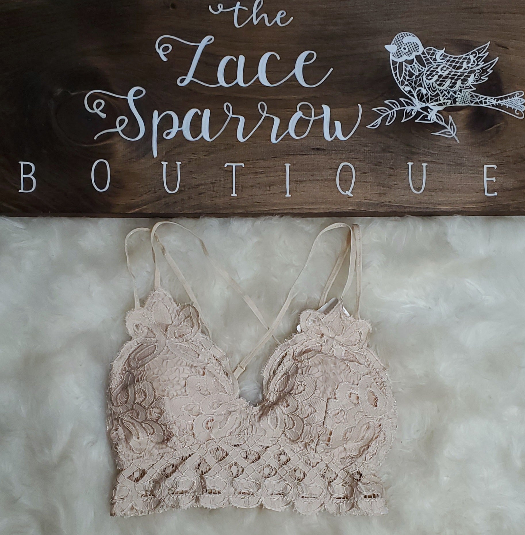 Bardot Sienna Bralette 69.95$ Blue Lake Floral Lace Crop Top Sz M US 8 NWT