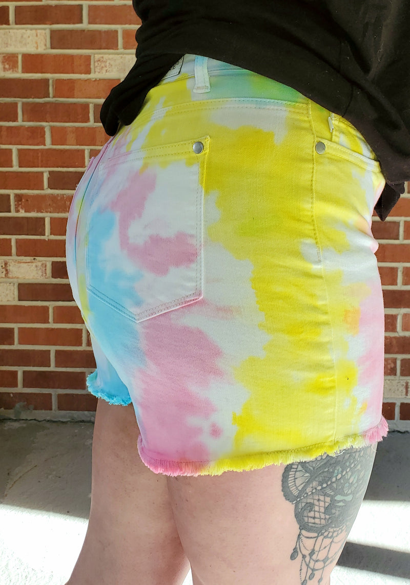 A Summer Vibe Swirl Tie Dye Shorts