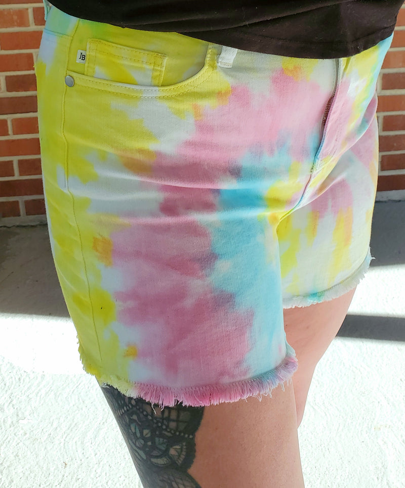 A Summer Vibe Swirl Tie Dye Shorts
