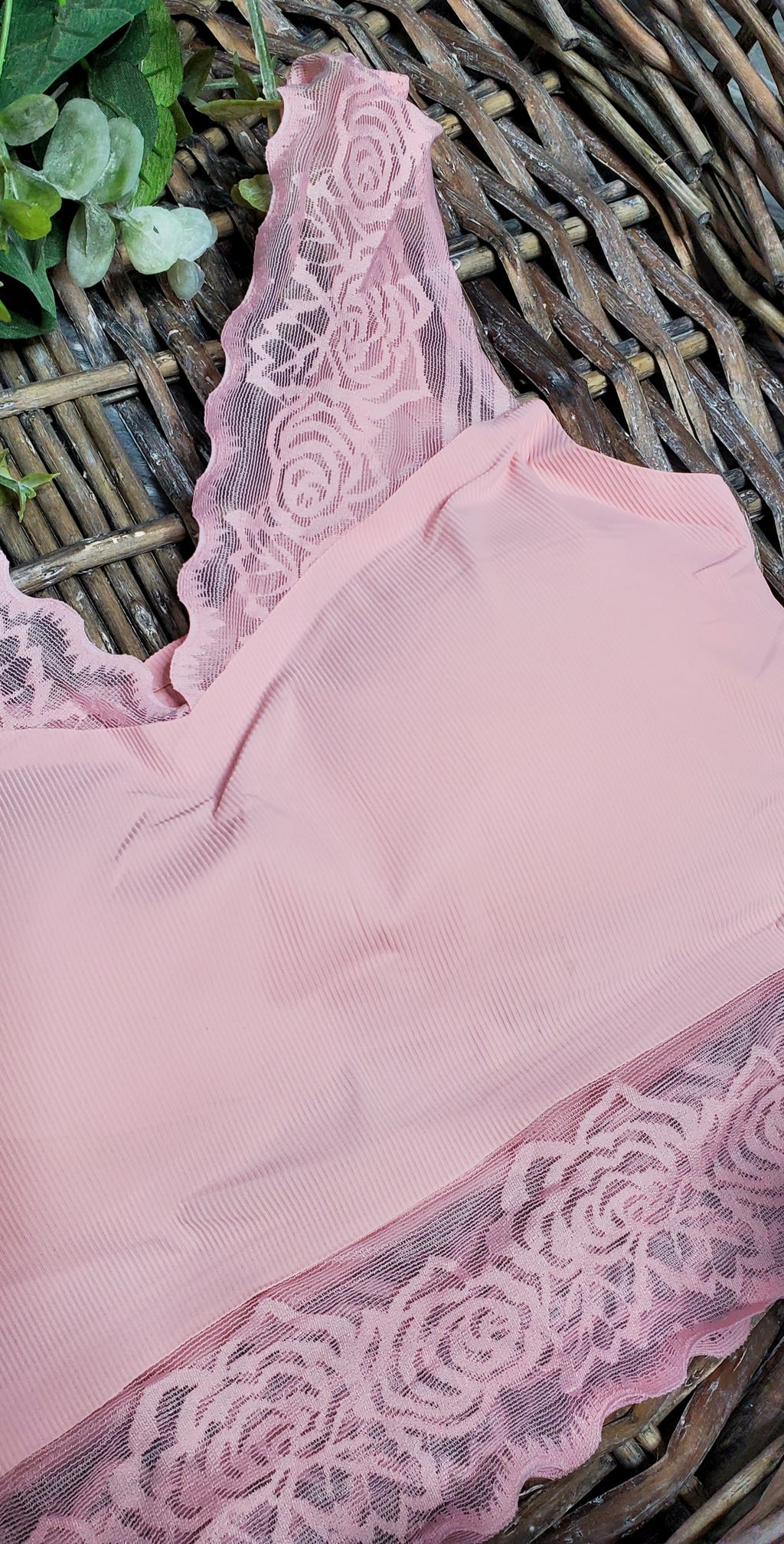 Savannah Lace Bralette- Pink